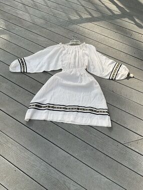Vintage White with TrimPeasant Dress NWT 6